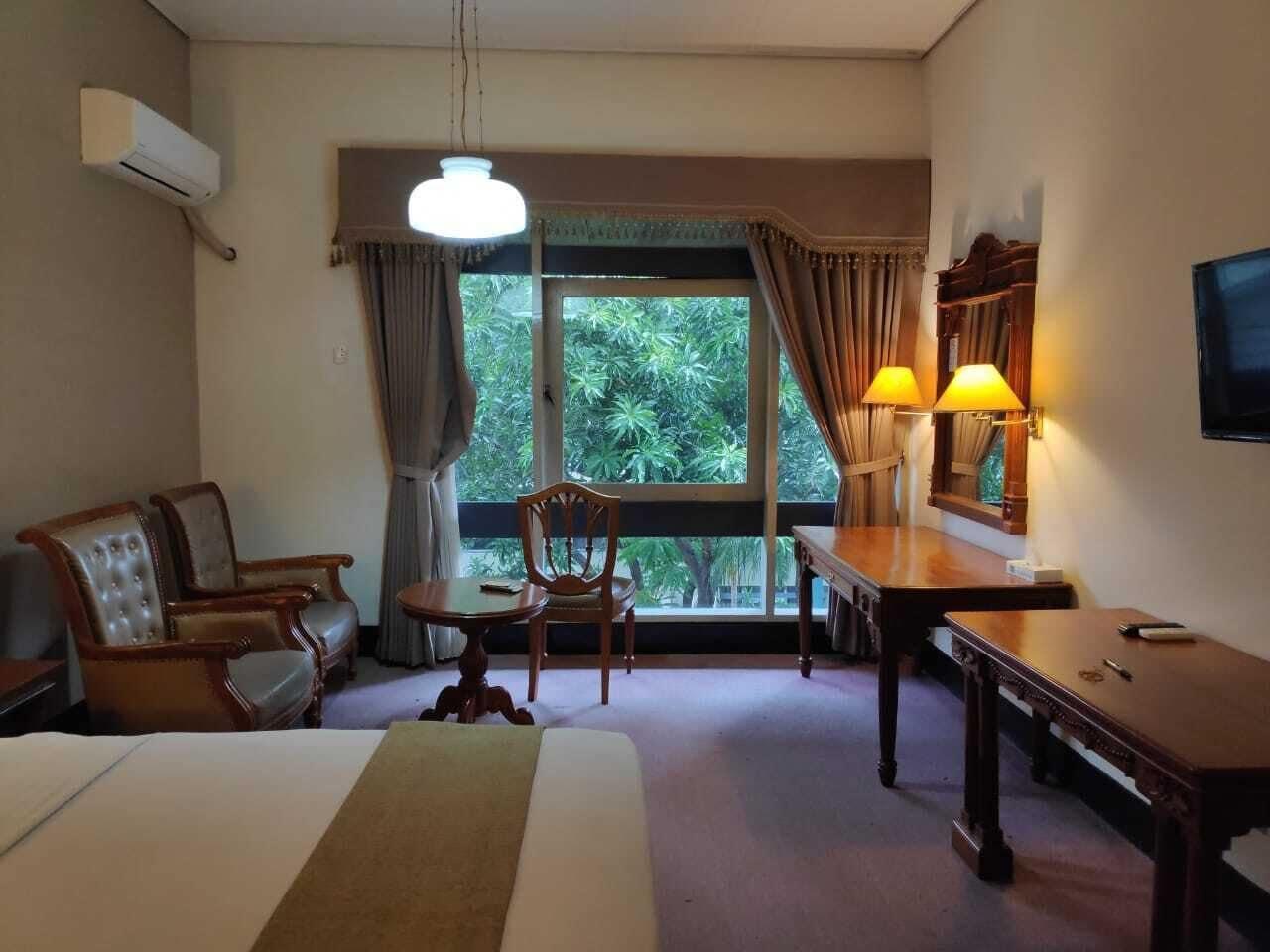 New Grand Park Hotel Surabaya Exterior photo