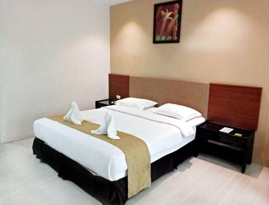 New Grand Park Hotel Surabaya Exterior photo